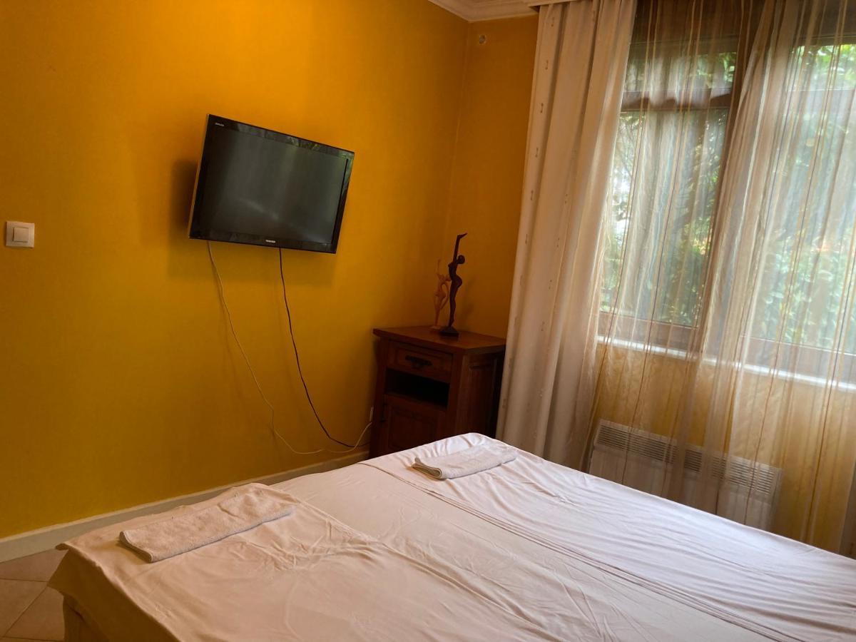 Lovely Apartment Santa Marina Sozopol Exteriör bild